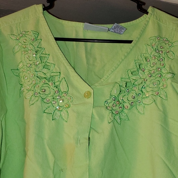 Green shirt plus size 3x - Picture 2 of 3